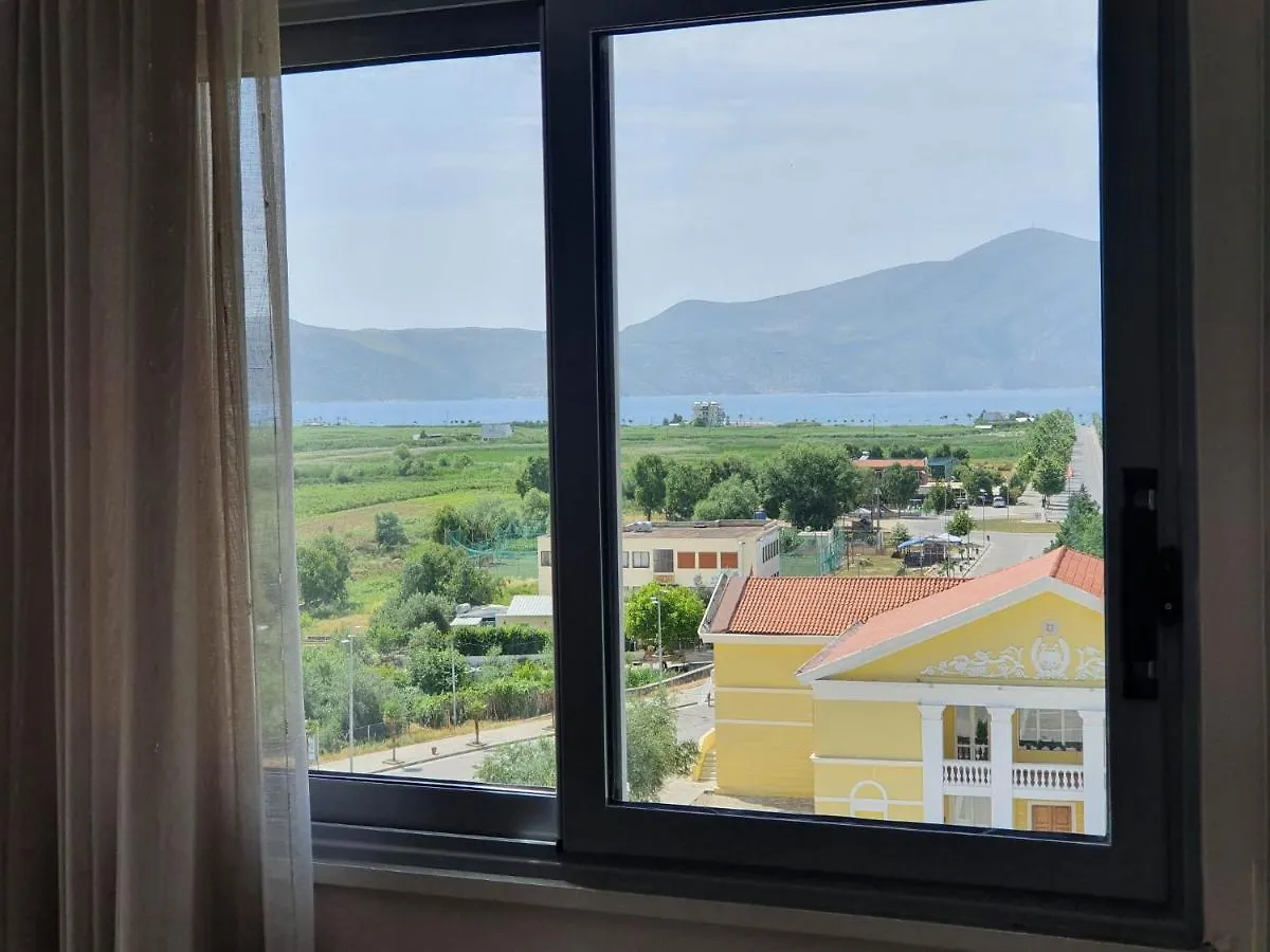 Mountain Meets Sea-Spectacular View In Orikum Apartment