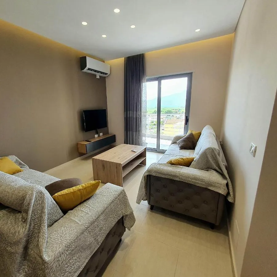 Mountain Meets Sea-Spectacular View In Orikum Apartment Albanien